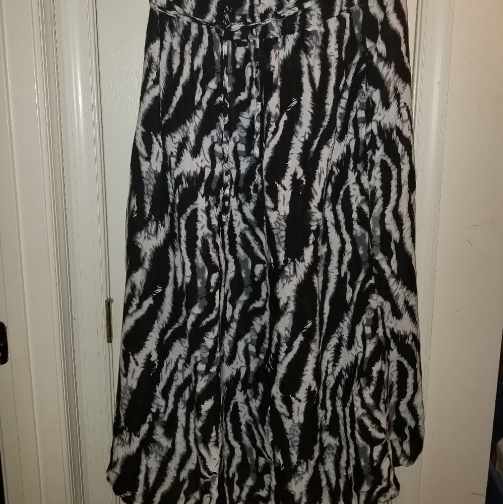 Tie dye skirt with tie string in the front
